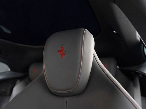 Used 2023 Ferrari Purosangue AWD/4WD image 12