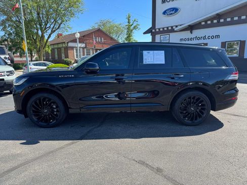 Used 2025 Lincoln Aviator Reserve w/ Jet Appearance Package AWD/4WD image 10