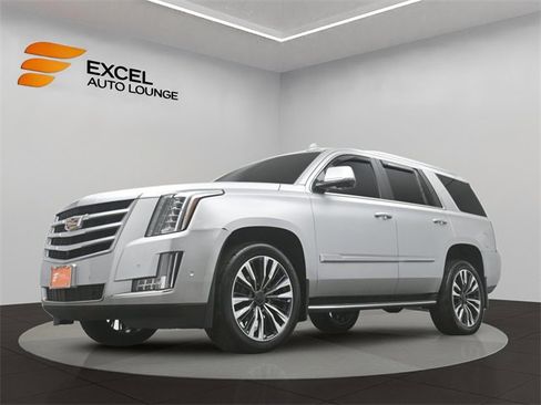 Used 2018 Cadillac Escalade Luxury image 36