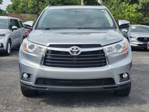 Used 2015 Toyota Highlander XLE image 2