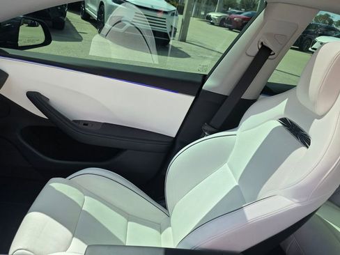 Used 2024 Tesla Model 3 Performance image 14