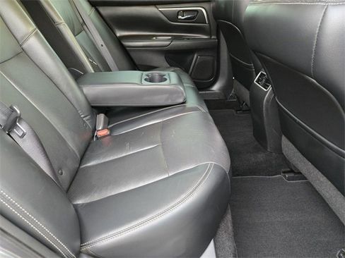 Used 2016 Nissan Altima 2.5 SL w/ 2.5 Technology Package image 14