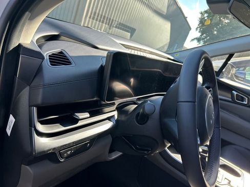 New 2026 Kia Carnival LXS image 30