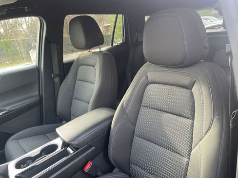 Used 2025 Chevrolet Equinox LT image 34