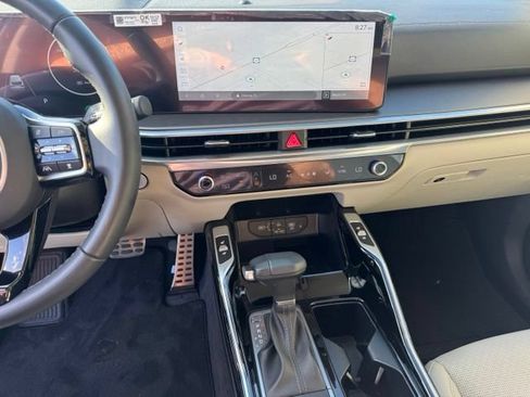 Used 2025 Kia Sorento SX FWD image 46