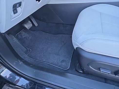 New 2026 Jeep Cherokee Limited AWD/4WD image 37