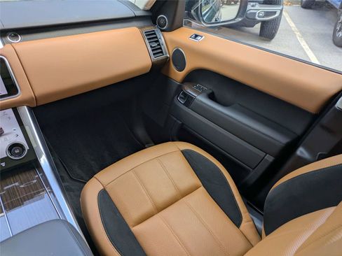 Used 2019 Land Rover Range Rover Sport Supercharged AWD/4WD image 20