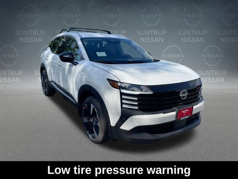 Used 2026 Nissan Kicks SR w/ Cold Weather Package AWD/4WD image 19