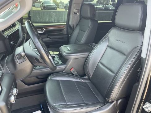 Used 2024 GMC Sierra 2500 Denali w/ Denali Reserve Package AWD/4WD image 11