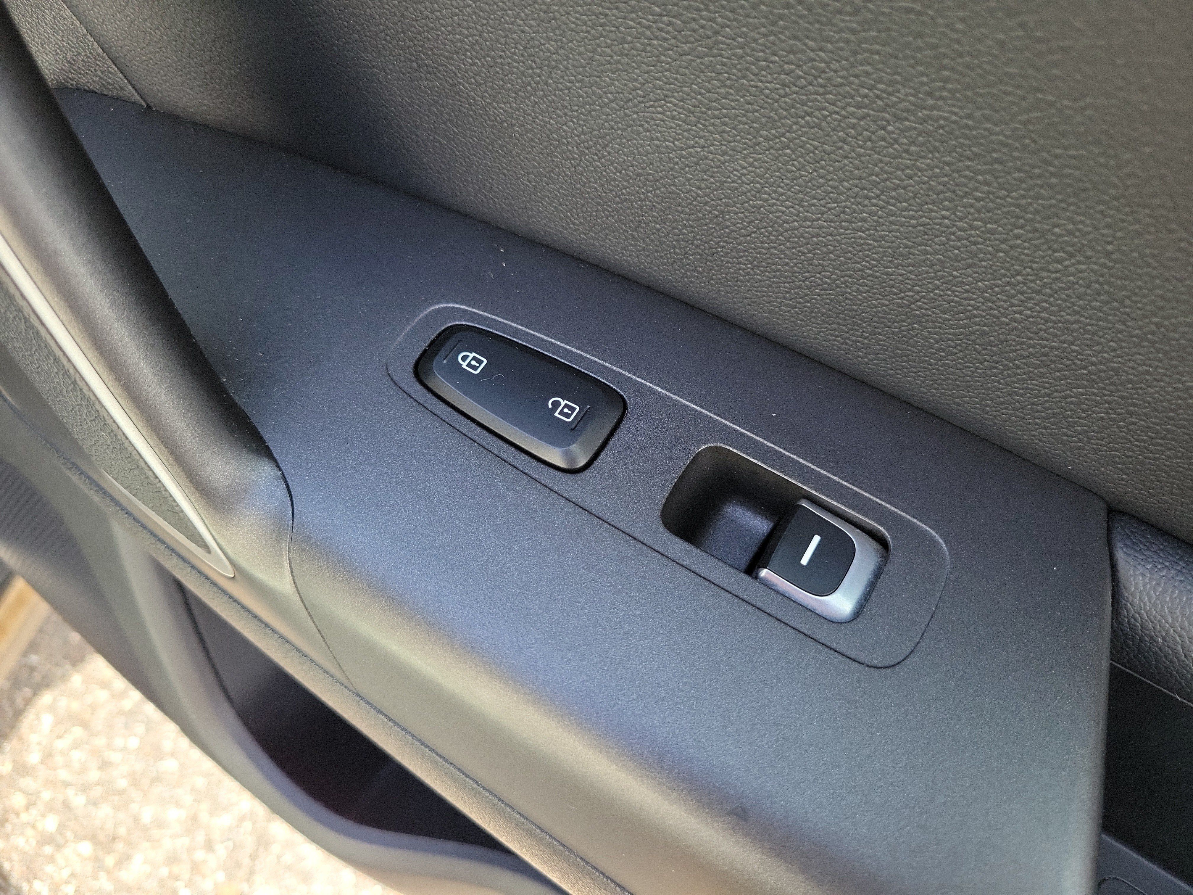 Used 2020 Kia Sportage S FWD image 11