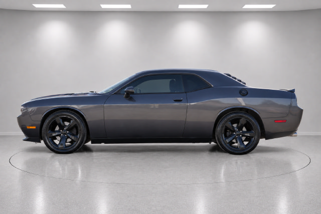 Used 2014 Dodge Challenger R/T w/ Blacktop Package RWD image 6
