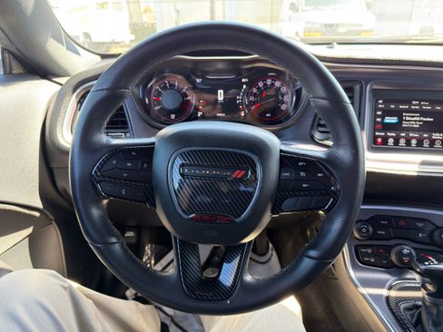 Used 2018 Dodge Challenger SXT w/ Blacktop Package image 21