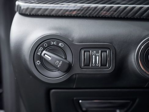 Used 2021 Maserati Quattroporte Trofeo image 61