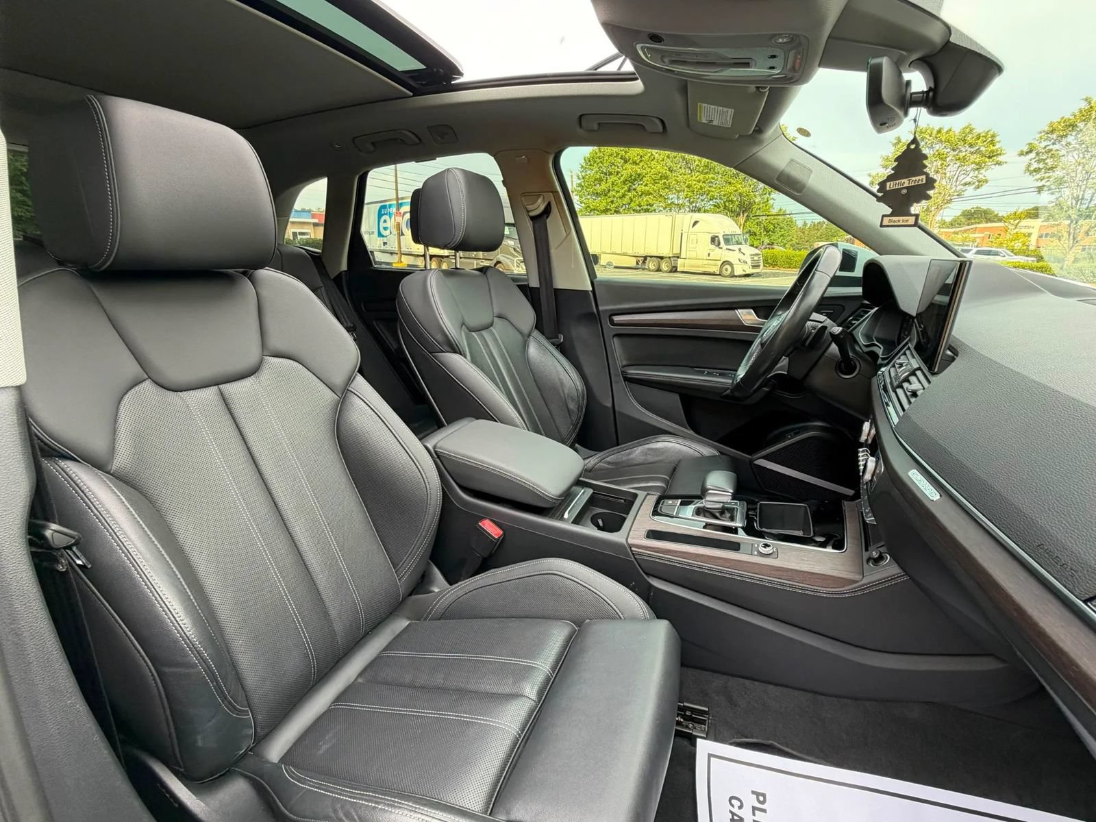 Used 2021 Audi Q5 2.0T Premium Plus w/ Premium Plus Package AWD/4WD image 18