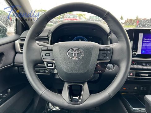 Used 2025 Toyota Camry LE w/ Convenience Package AWD/4WD image 20