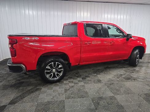 Used 2024 Chevrolet Silverado 1500 LT image 3