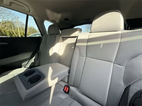 Used 2022 Subaru Outback Premium image 16