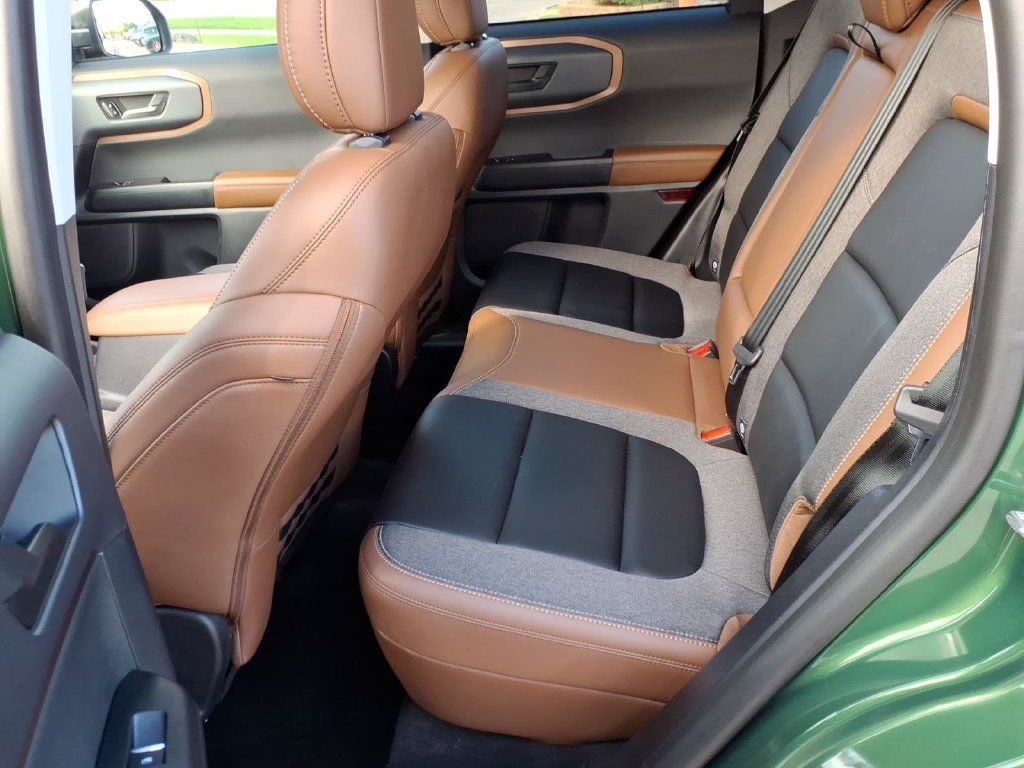 Used 2024 Ford Bronco Sport Outer Banks AWD/4WD image 12