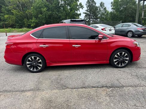 Used 2017 Nissan Sentra SR Turbo w/ SR Turbo Premium Package FWD image 2