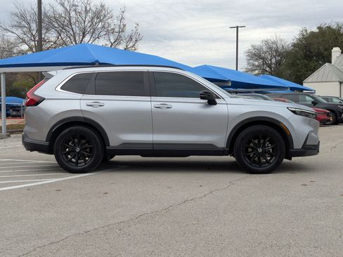 Used 2023 Honda CR-V Sport image 3