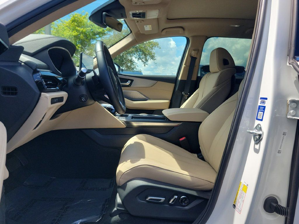 Certified 2026 Acura MDX FWD image 17