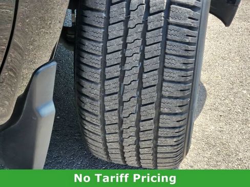 Used 2024 Chevrolet Silverado 1500 RST AWD/4WD image 9