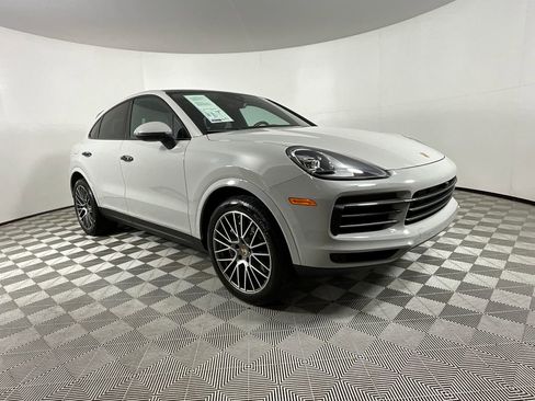 Used 2023 Porsche Cayenne Platinum Edition AWD/4WD image 6
