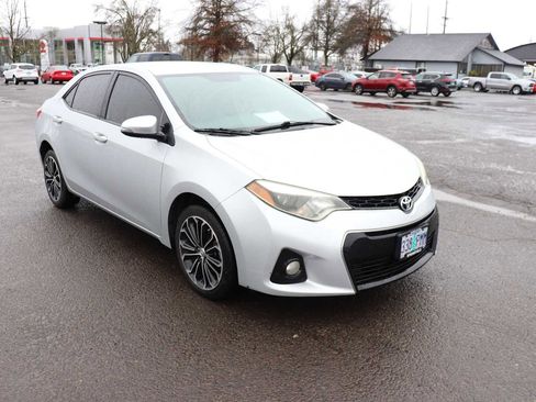 Used 2016 Toyota Corolla S image 3