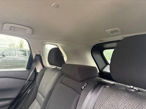 Used 2024 Nissan Rogue SV FWD image 21