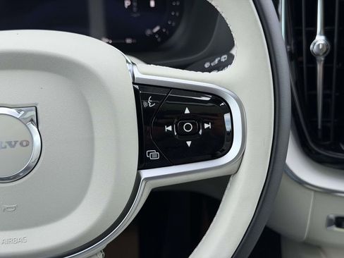 New 2026 Volvo XC60 B5 Ultra w/ Climate Package AWD/4WD image 9