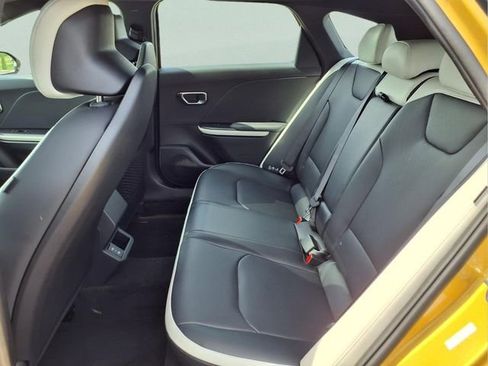 New 2026 Kia K4 EX FWD image 17