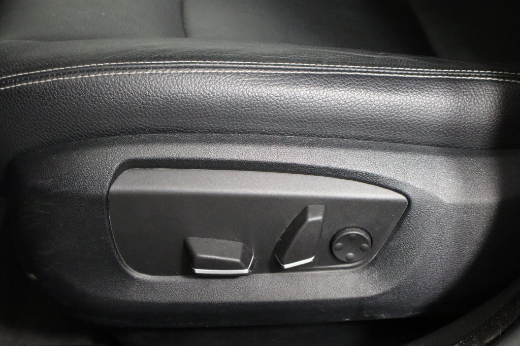 Used 2014 BMW 535i xDrive Sedan AWD/4WD image 23
