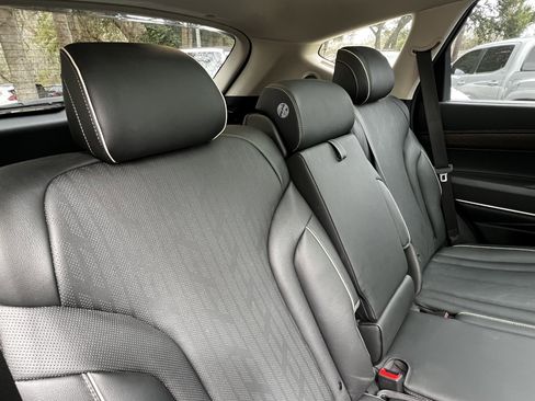 Used 2023 Genesis GV80 2.5T w/ Prestige 20" Package image 42