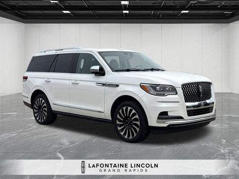Certified 2024 Lincoln Navigator Black Label AWD/4WD image 7
