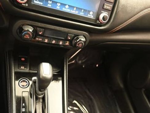 Used 2023 Nissan Kicks SR w/ SR Premium Package FWD image 25