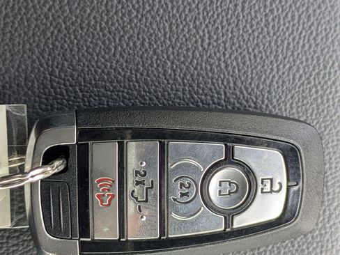 Used 2025 Ford F150 Lariat w/ Equipment Group 502A High AWD/4WD image 29