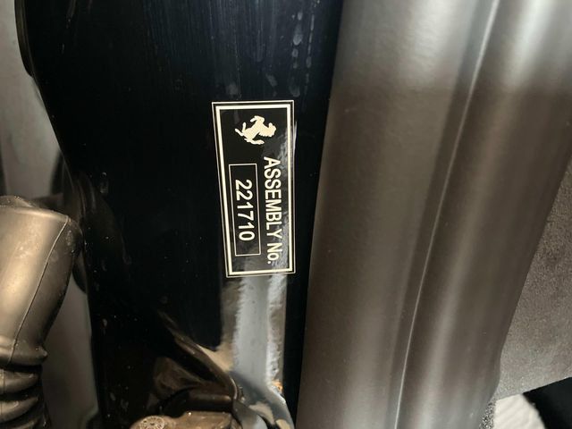 Used 2024 Ferrari Roma RWD image 29