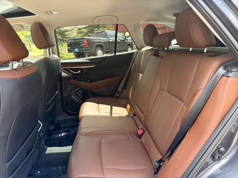 Used 2024 Subaru Outback Touring image 31