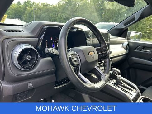 Used 2023 Chevrolet Colorado LT w/ LT Convenience Package AWD/4WD image 10