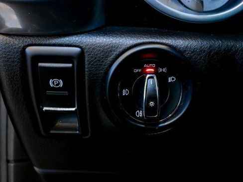 Used 2016 Porsche Cayenne image 43