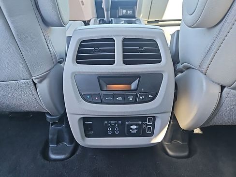 Used 2020 Honda Pilot EX-L image 25