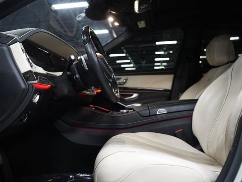 Used 2016 Mercedes-Benz Maybach S 600 image 10