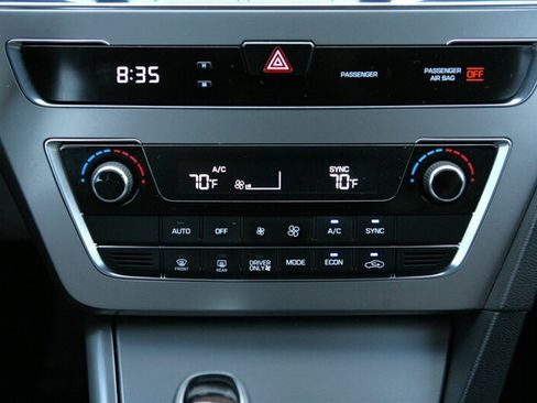Used 2016 Hyundai Sonata SE FWD image 21