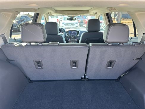 Used 2024 GMC Terrain Denali w/ Denali Premium Package image 37