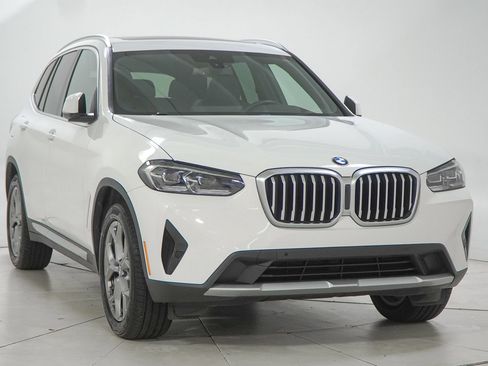 Used 2024 BMW X3 xDrive30i AWD/4WD image 15