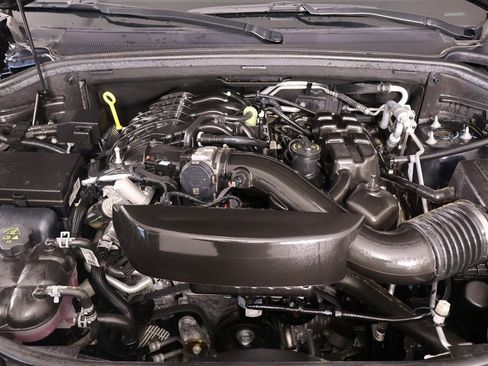 Used 2024 Dodge Durango GT image 22