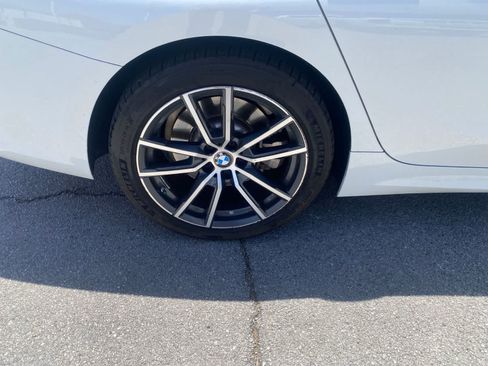 Used 2019 BMW 330i Sedan w/ Premium Package RWD image 5