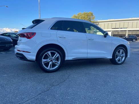 Used 2023 Audi Q3 2.0T Premium w/ Convenience Package image 14