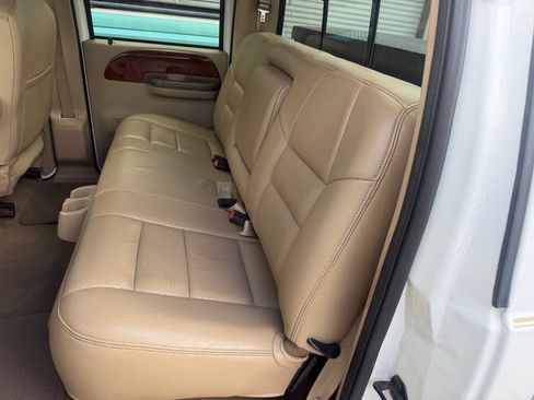 Used 2002 Ford F350 Lariat AWD/4WD image 45