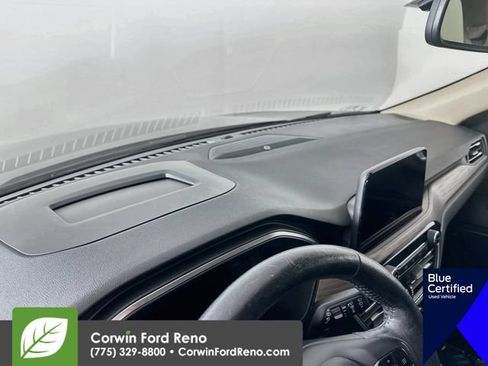 Used 2020 Ford Escape Titanium w/ Titanium Premium Package 2.0 AWD/4WD image 12